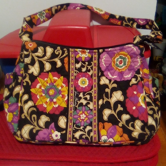 Beautiful Pattern Vera Bradley Shoulder Bag Retired Print - Picture 6 of 13